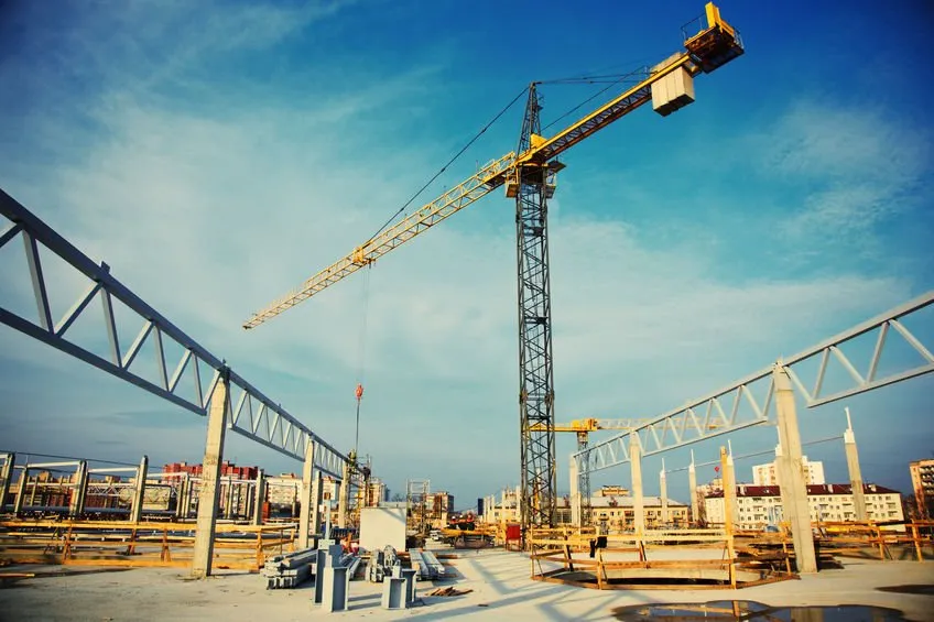 HMRC has announced that the introduction of the domestic reverse charge for construction services will be delayed until 1 March 2021 due to the impact of the coronavirus pandemic. What do you need to know?